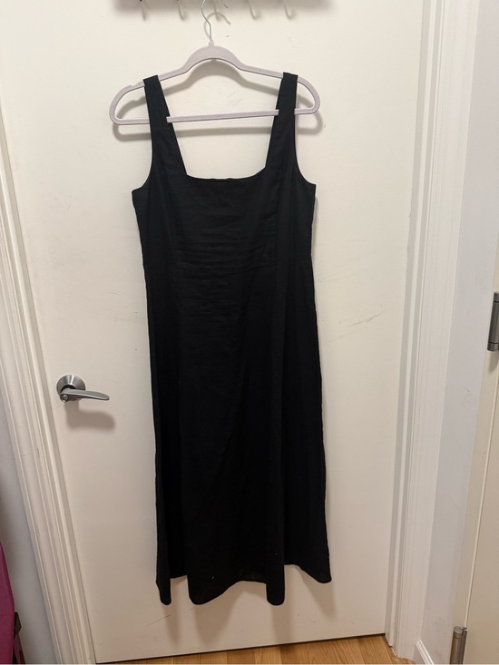 GAP Dresses & Skirts - GAP Black Square-Neck Midi Dress
